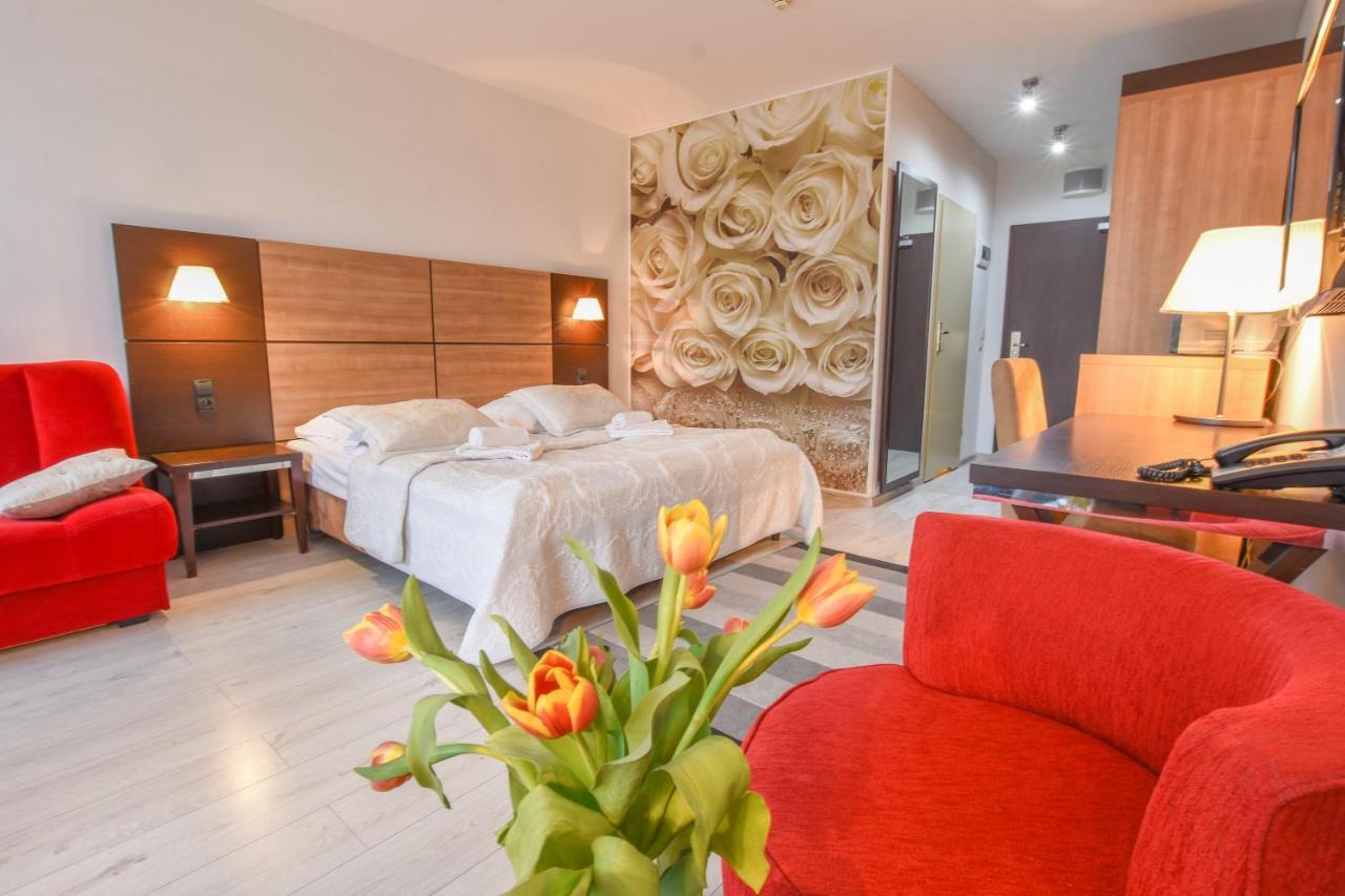 קולובז'ג Apartamenty Spa Promenada מראה חיצוני תמונה